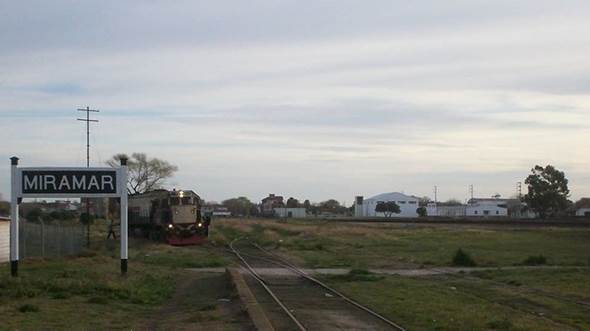 https://storage.lacapitalmdp.com/2021/01/Miramar-tren.jpg
