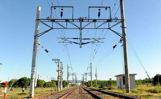 Electrificación del Roca: Ahora dicen que “a fin de año” el tren llegará a City Bell