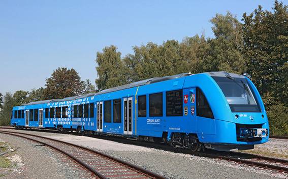 El primer tren de hidrógeno de pasajeros del mundo realiza con éxito su primera prueba.