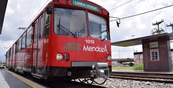 http://enelsubte.com/wp-content/uploads/2017/06/siemens-duewag-mendoza-700x357.jpg