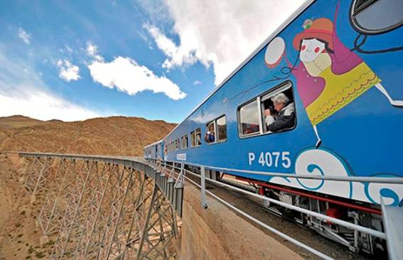 tren a las nubes
