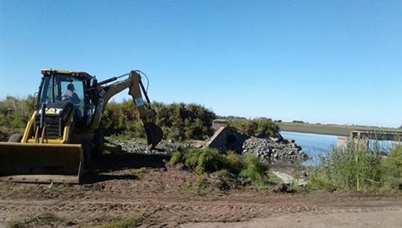Comenzó la reparación del puente ferroviario del Río Salado