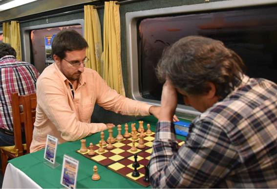 Ajedrez: jugaron en el Tren Patagónico