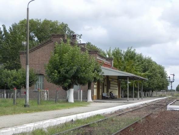 https://junin24.com/wp-content/uploads/2020/06/Estacion_ferroviaria_Mechita-696x522-1.jpg