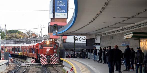 https://images.clarin.com/2020/07/01/apertura-el-anden-de-boulogne___mRviuY66v_1256x620__1.jpg