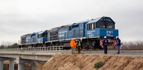 https://images.clarin.com/2020/07/22/el-puente-sobre-el-rio___ob5_YFnFb_1256x620__1.jpg