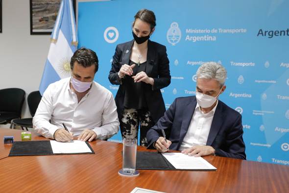 https://www.enelsubte.com/wp-content/uploads/2020/12/convenio-energia-renovable.jpg