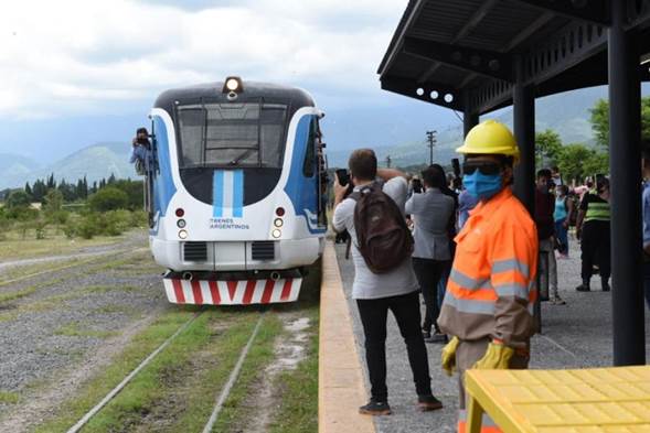 https://www.enelsubte.com/wp-content/uploads/2021/04/tren-campo-quijano.jpg