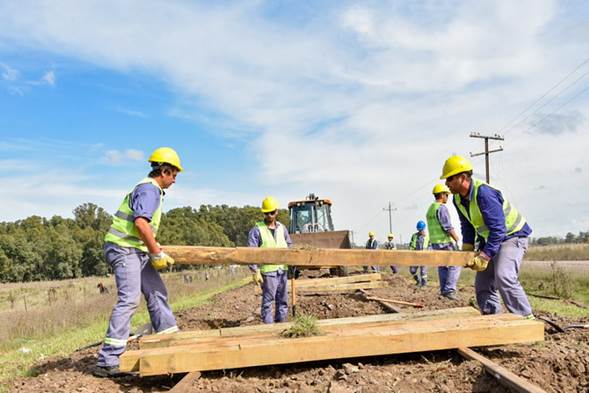 https://elretratodehoy.com.ar/wp-content/uploads/2022/05/vuelta-del-tren-a-Tandil-3.jpg
