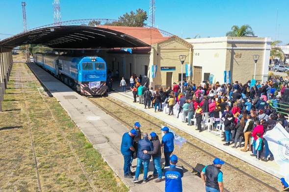 https://www.enelsubte.com/wp-content/uploads/2022/08/inauguracion-la-banda-fernandez.jpg