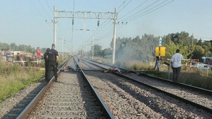Miles de pasajeros afectados por el corte de vías en Avellaneda