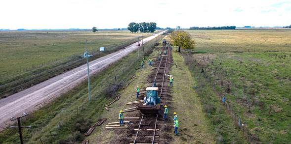 https://elretratodehoy.com.ar/wp-content/uploads/2022/05/vuelta-del-tren-a-Tandil.jpg