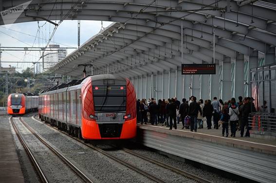 Los trenes modernos del Círculo Central de Moscú