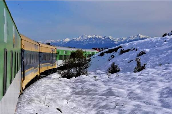 Río Negro Turismo - Desarrollo y turismo: gobernadores patagónicos firmaron  convenio con el CFI