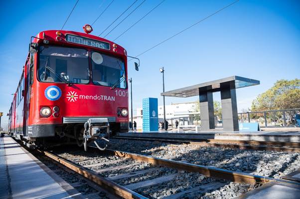 https://www.enelsubte.com/wp-content/uploads/2021/10/metrotranvia-parador.jpg